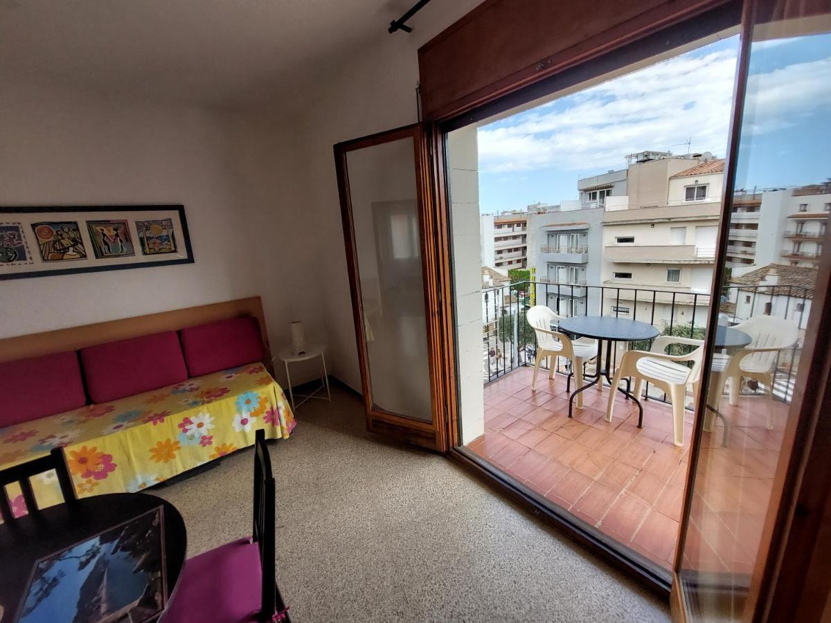 Apartamentos El Sol Tossa de Mar Esterno foto