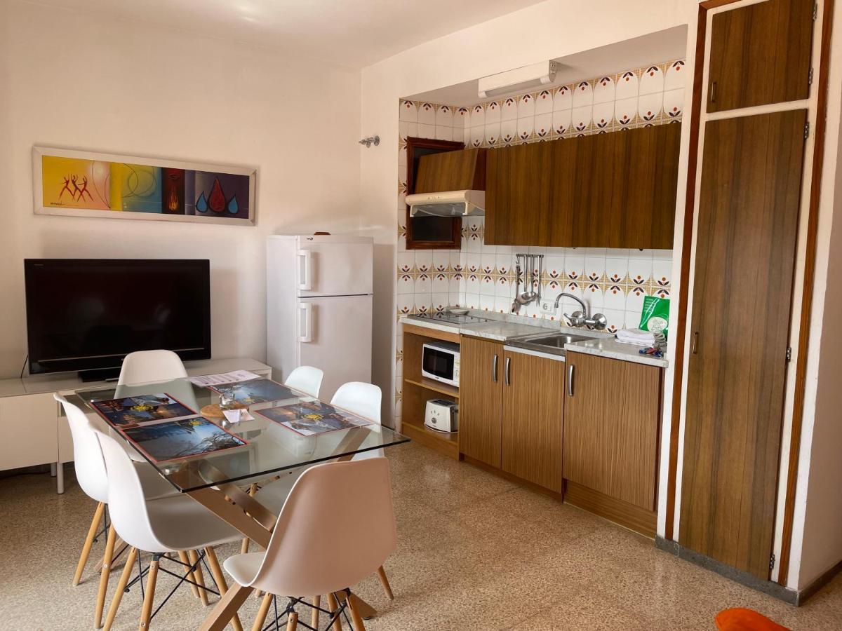 Apartamentos El Sol Tossa de Mar Esterno foto