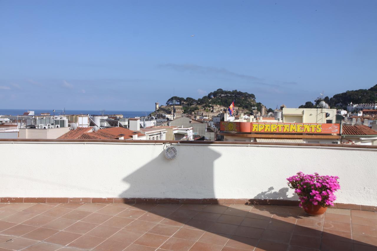 Apartamentos El Sol Tossa de Mar Esterno foto